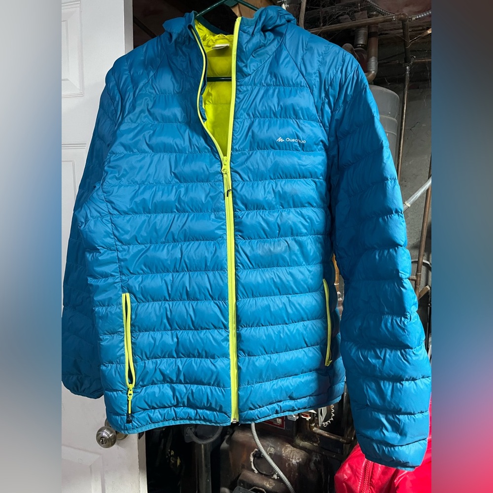 Quechua men’s Puffer Jacket in Blue and Neon Yellow